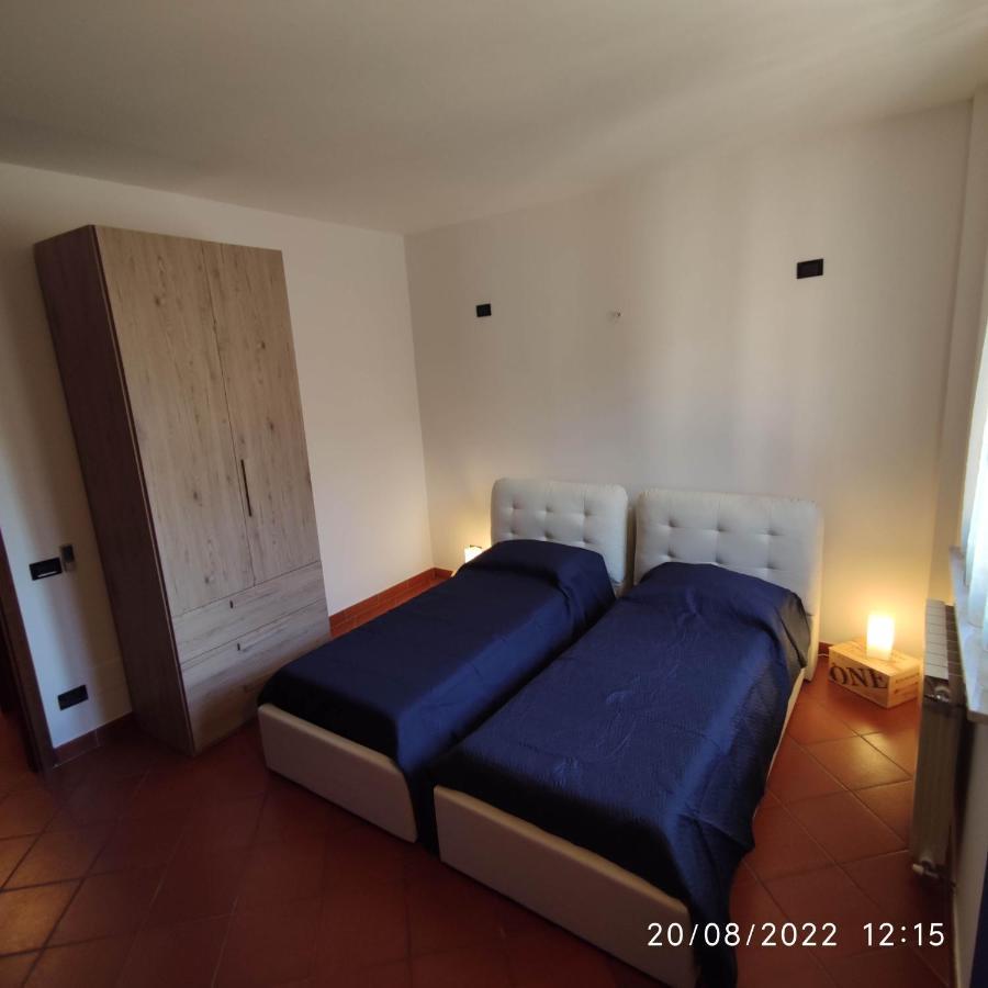 M & M Pinzi Suite Apartment 蒙特普尔恰诺斯塔兹奥 外观 照片