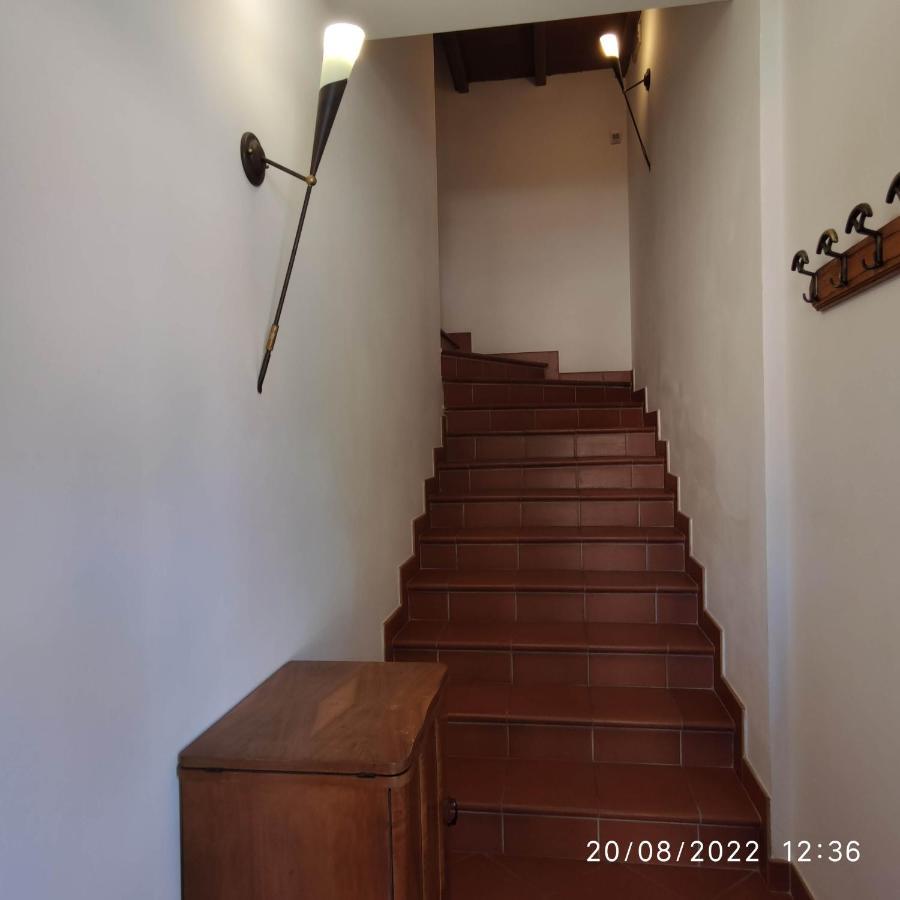 M & M Pinzi Suite Apartment 蒙特普尔恰诺斯塔兹奥 外观 照片